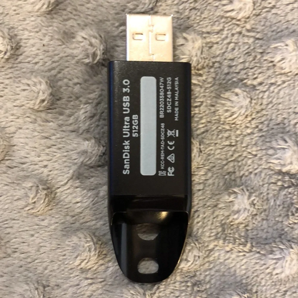 SanDisk 512GB Ultra USB 3.0 Flash Drive - SDCZ48-512G-G46 NWOT / UNUSED